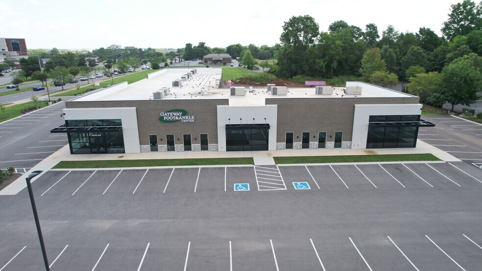 More Photos Of 135 Chesapeake Ln, Clarksville Unknown For Lease