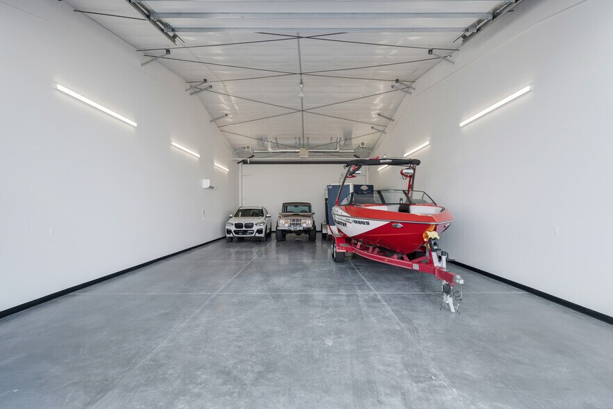 More Photos Of 300 Wellhouse Loop, Richland Self Storage For Lease