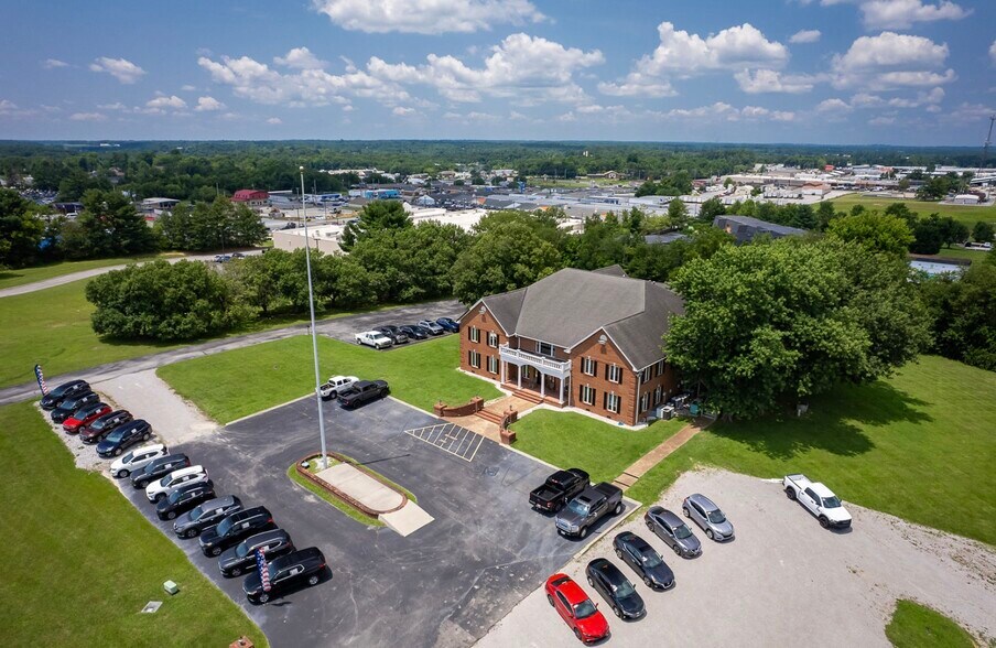 More Photos Of 236 Miller Ave, Crossville Medical For Sale