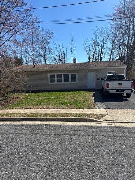 More Photos Of , Newark Multifamily For Sale
