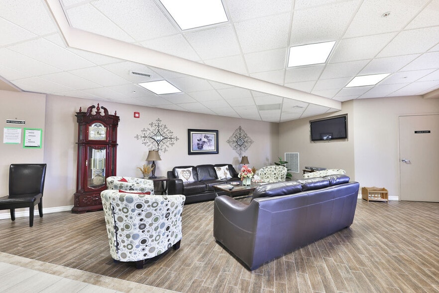 More Photos Of 1489 Upper Gage Av, Hamilton Apartments For Sale