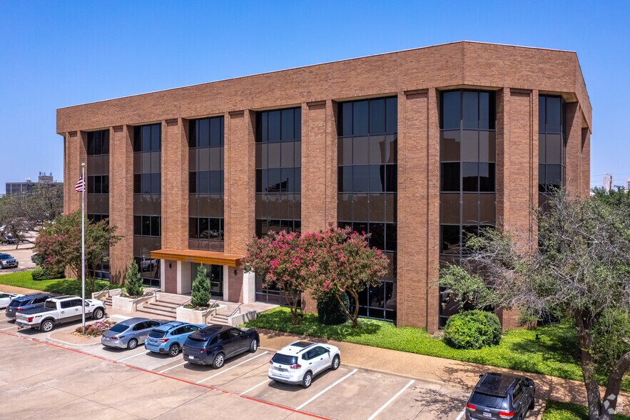 More Photos Of 13465 Midway Rd, Farmers Branch Coworking Space
