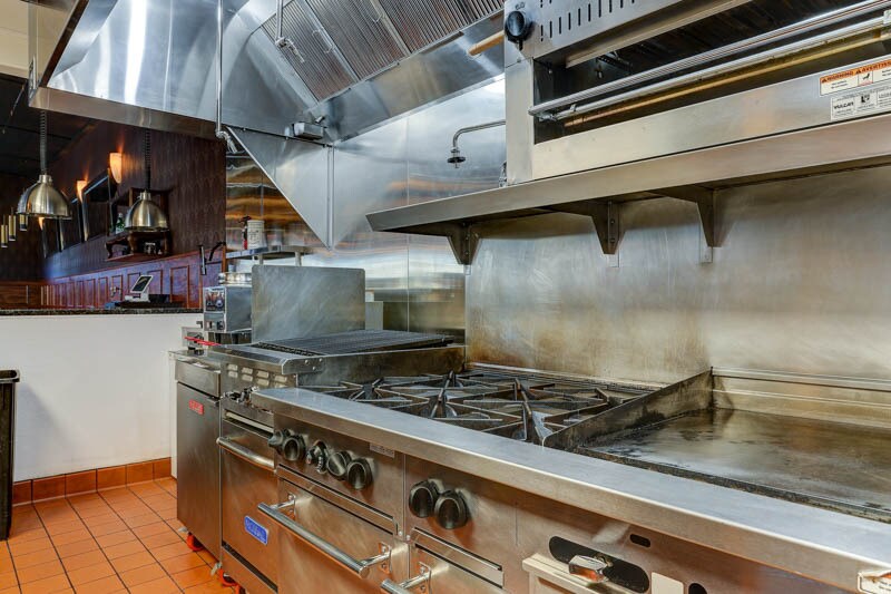 More Photos Of 638 SW 6th St, Redmond Restaurant For Sale