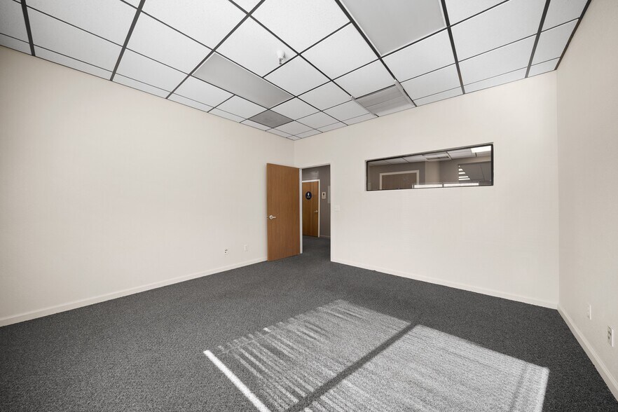 More Photos Of 5955 Capistrano Ave, Atascadero Office For Lease