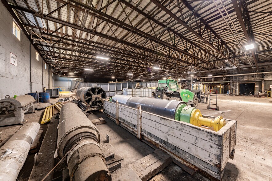 More Photos Of 164 Eyster Rd, Halltown Manufacturing For Sale