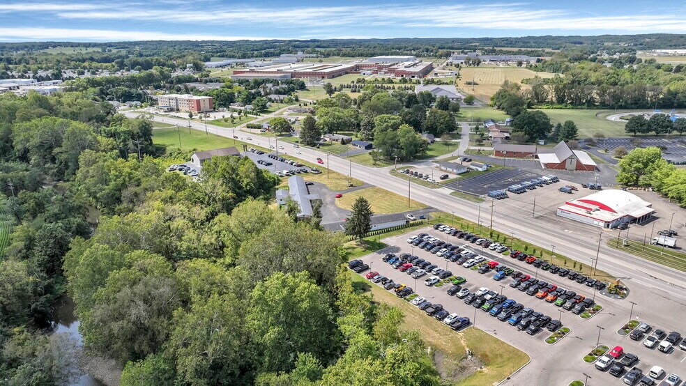 More Photos Of 1342 Hebron Rd, Heath Hotel For Sale