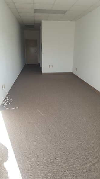 More Photos Of 5745 Wendy Bagwell Pky, Hiram General Retail For Lease