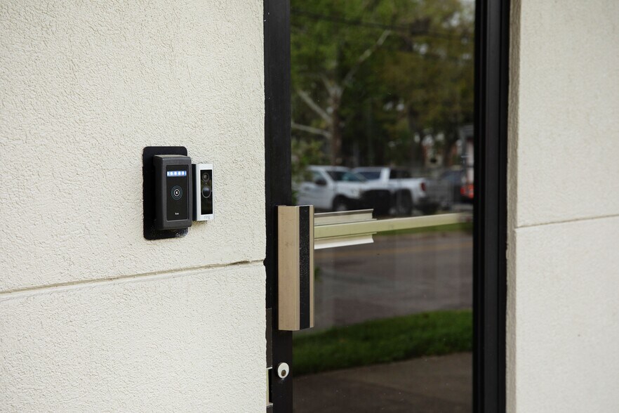 More Photos Of 223 W Carolina St, Tallahassee Office For Sale