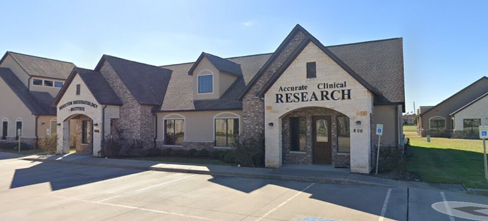 Primary Photo Of 2222 Greenhouse Rd, Houston Medical For Sale