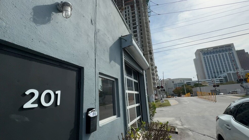 Primary Photo Of 201-207 SW 5th St, Fort Lauderdale Light Manufacturing For Lease