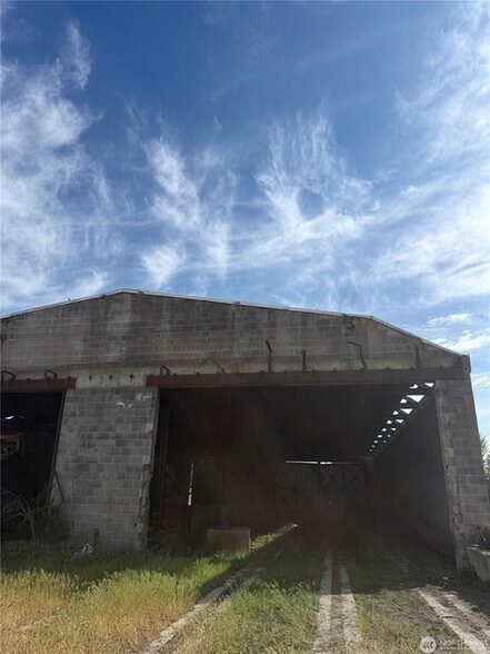 More Photos Of 21 Havillah Rd, Tonasket Industrial For Sale