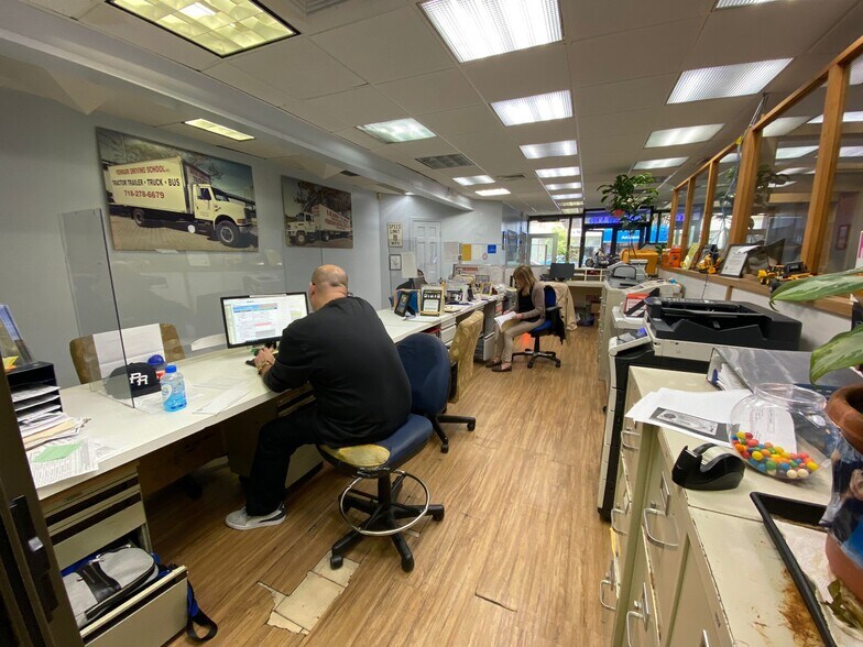 More Photos Of 32-32 Steinway St, Long Island City Loft Creative Space For Lease