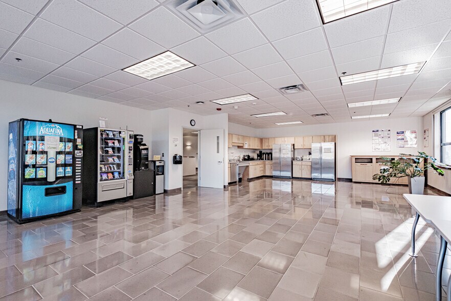 More Photos Of 6 Ashley Dr, Scarborough Office For Lease