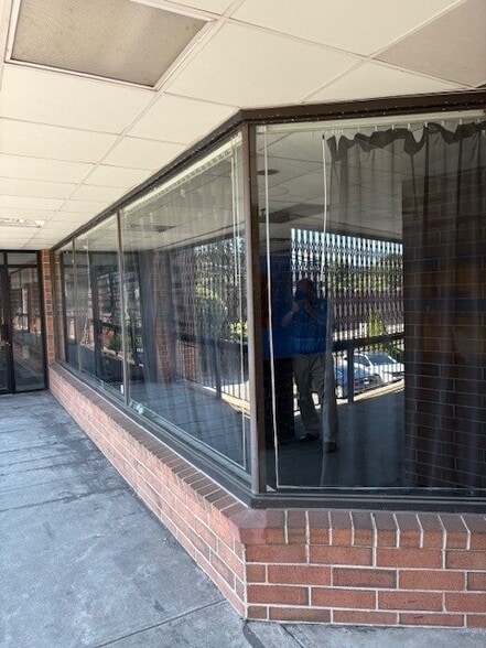 More Photos Of 215 Warren St, Bridgeport Office For Lease