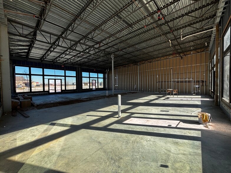 More Photos Of 4400 Bourbon St, Frisco Unknown For Lease