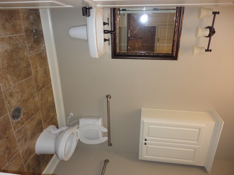 More Photos Of 4021 W.E. Heck Ct, Baton Rouge Office For Lease