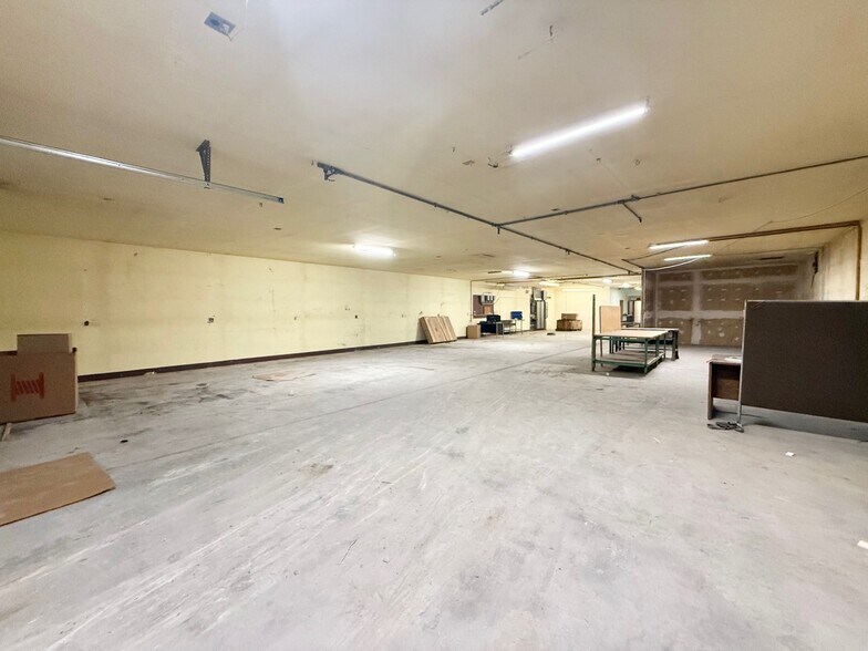 More Photos Of 1115 Race St, Plattsmouth Warehouse For Lease