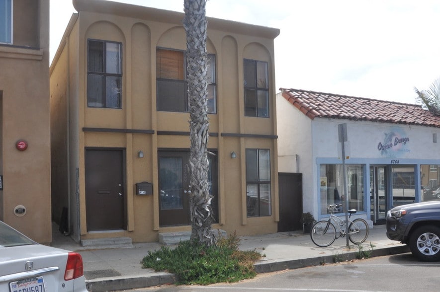 More Photos Of 4741 Point Loma Ave, San Diego Storefront Retail Residential For Lease