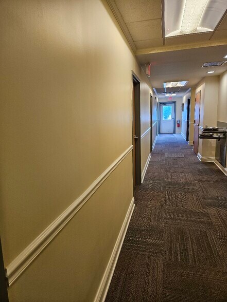 More Photos Of 4101 Chain Bridge Rd, Fairfax Office For Lease