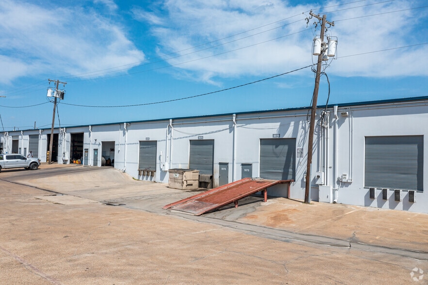 More Photos Of 5029-5047 Martin Luther King Fwy, Fort Worth Unknown For Lease