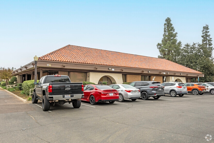 More Photos Of 5070 N 6th St, Fresno Office For Sale