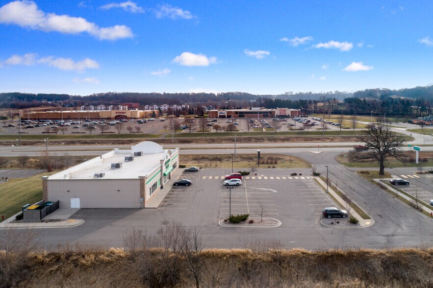 More Photos Of 2350 Bridgewater Ln, Northfield Freestanding For Sale