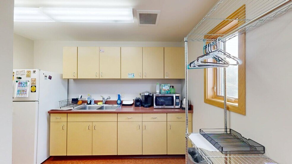 More Photos Of 1321 N 27th St, Billings Medical For Sale