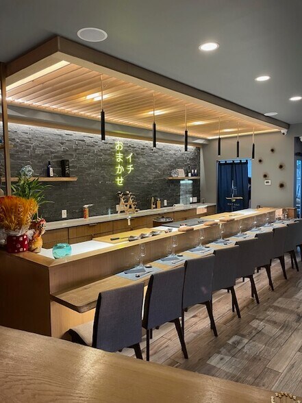 More Photos Of 3936 Amboy Rd, Staten Island Medical For Sale