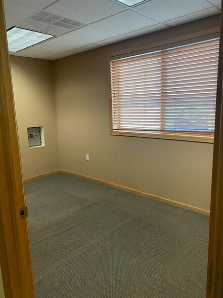 More Photos Of 4210 Highway 14 E, Rochester Industrial For Sale