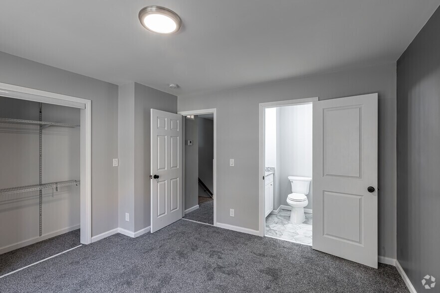 More Photos Of 31-1 Lillian Dr, Manchester Apartments For Sale