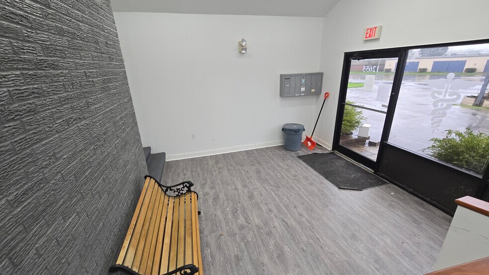 More Photos Of 12655 Seneca Rd, Irving Medical For Sale