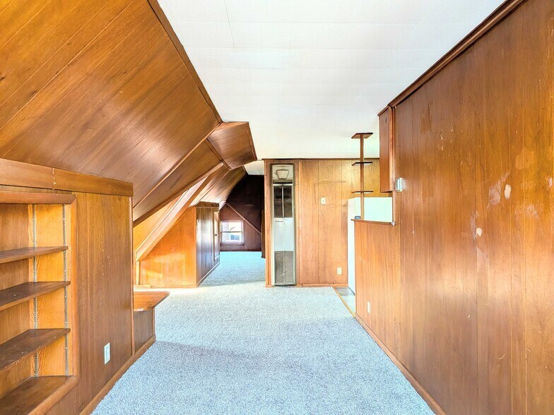 More Photos Of 18 5th St NE, Massillon Apartments For Sale