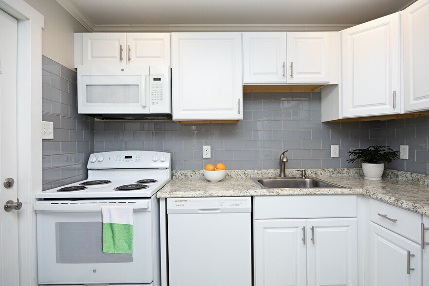 More Photos Of 119 McKinley Ln, Hillsborough Multifamily For Sale