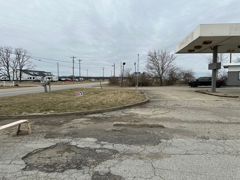 More Photos Of 7594 W Oh-73, Wilmington General Retail For Sale