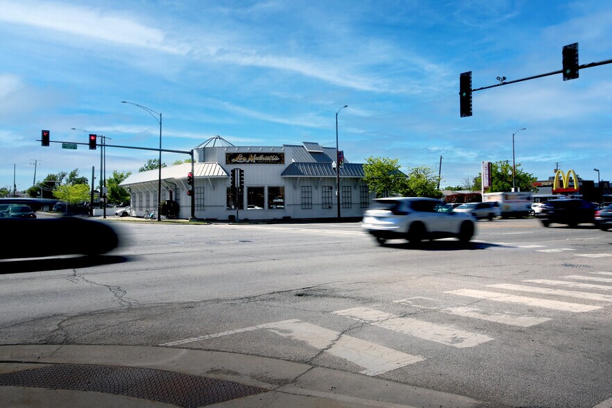 More Photos Of 6456 S Cicero Ave, Chicago Restaurant For Sale