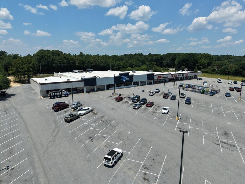 More Photos Of 601 N Main St, New Ellenton Unknown For Lease