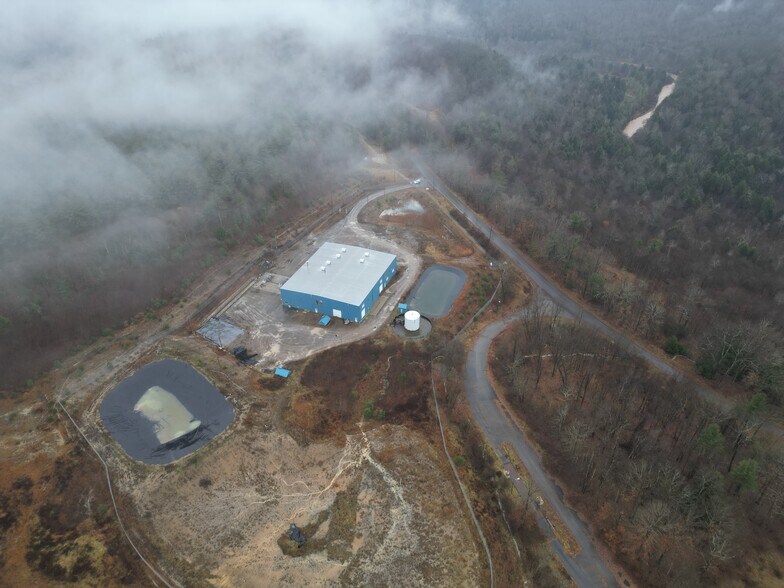 More Photos Of 3099 Piney Dam Rd, Clarion Warehouse For Sale