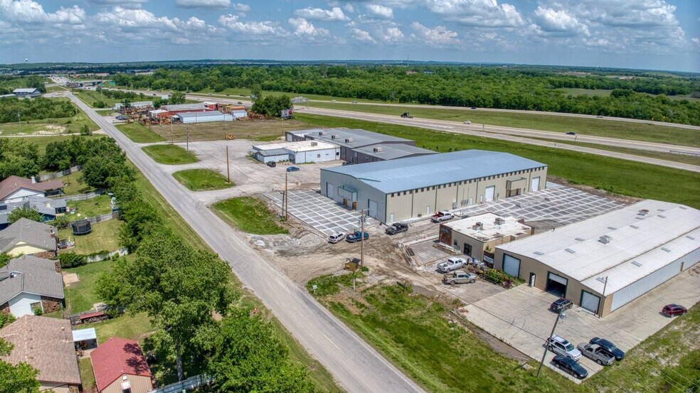 More Photos Of 19901 E Highway 51, Broken Arrow Warehouse For Lease