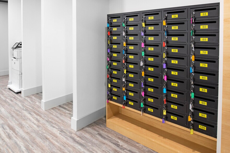 More Photos Of 600 Matheson Blvd W, Mississauga Coworking Space