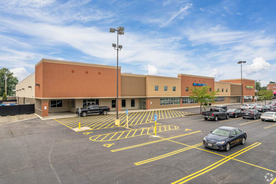 More Photos Of 8340-8352 Colerain Ave, Cincinnati Freestanding For Lease