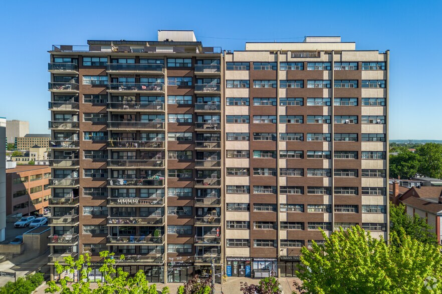 More Photos Of 1161-1171 Wellington St, Ottawa Apartments For Lease