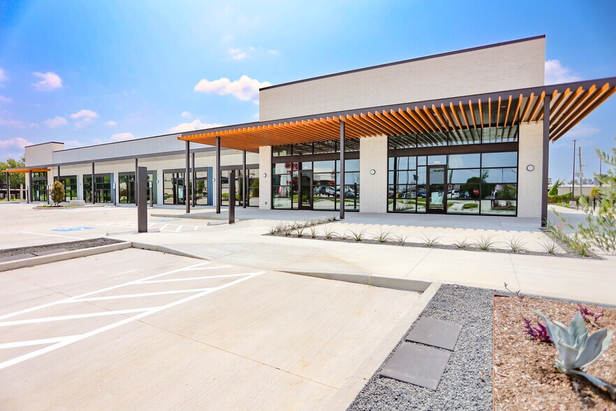 More Photos Of 1417 Graham Dr, Tomball General Retail For Sale