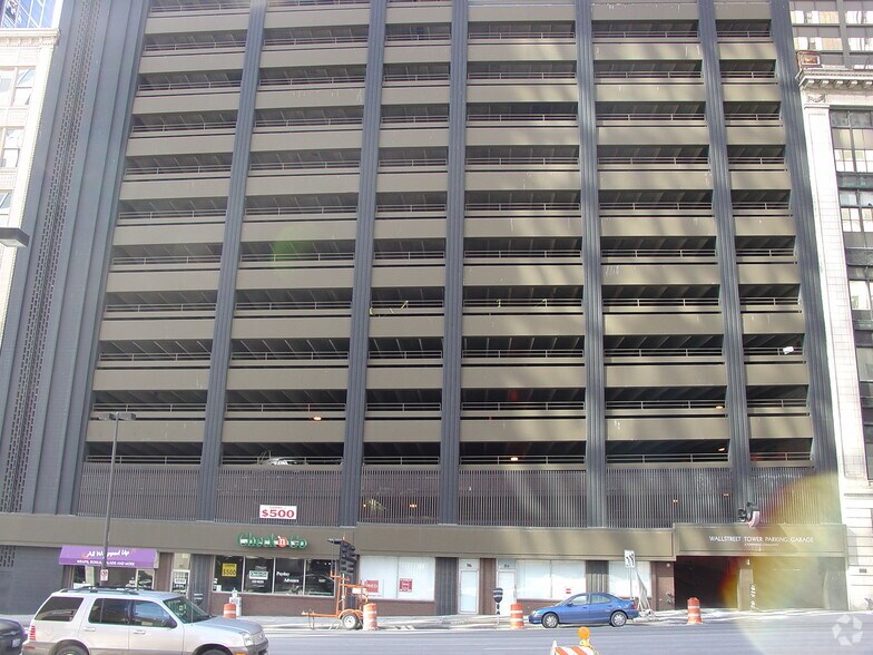 More Photos Of 1116-1120 Grand Blvd, Kansas City Storefront For Lease