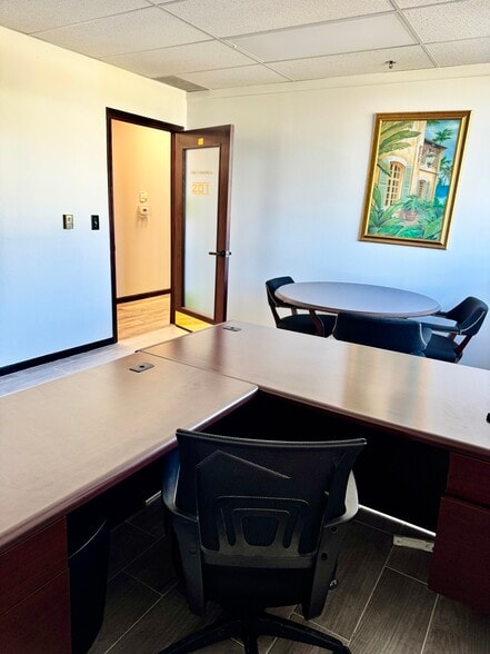 More Photos Of 13810-13854 Lakeside Cir, Sterling Heights Storefront Retail Office For Lease