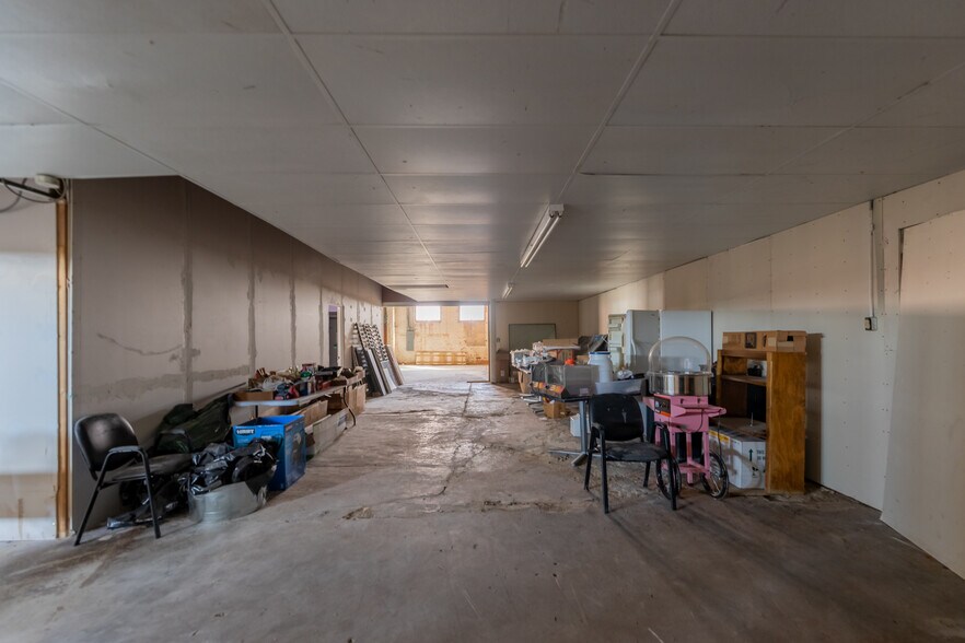 More Photos Of 221 N Cleveland Ave, Cushing Department Store For Sale