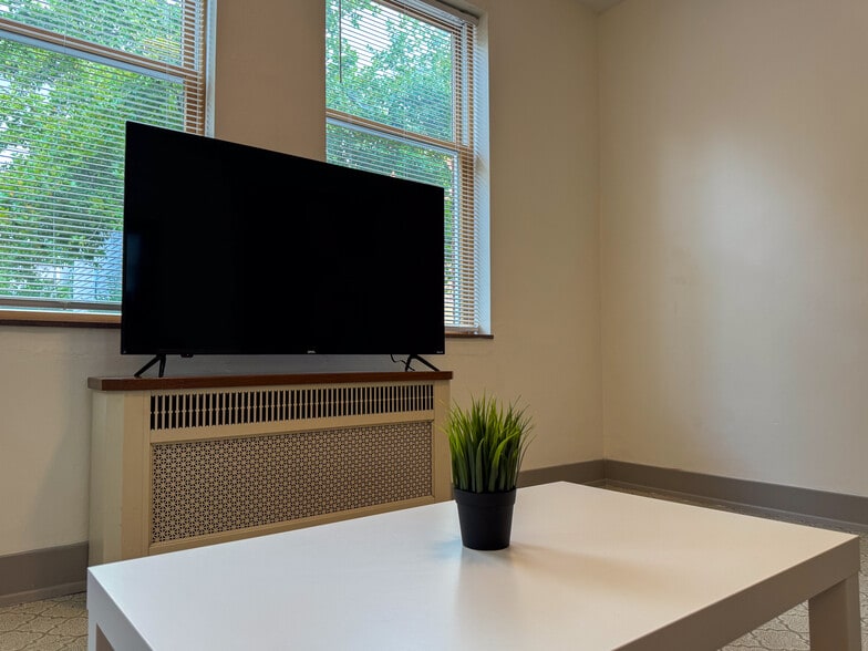 More Photos Of 105 S 5th St, Duquesne Specialty For Sale