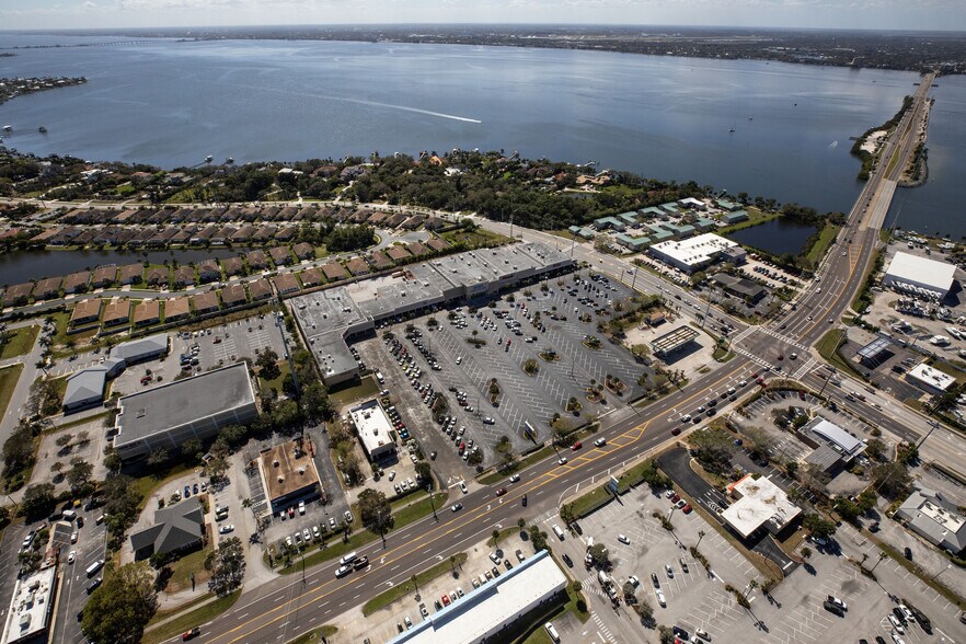 More Photos Of 243 E Eau Gallie Blvd, Indian Harbour Beach Unknown For Lease