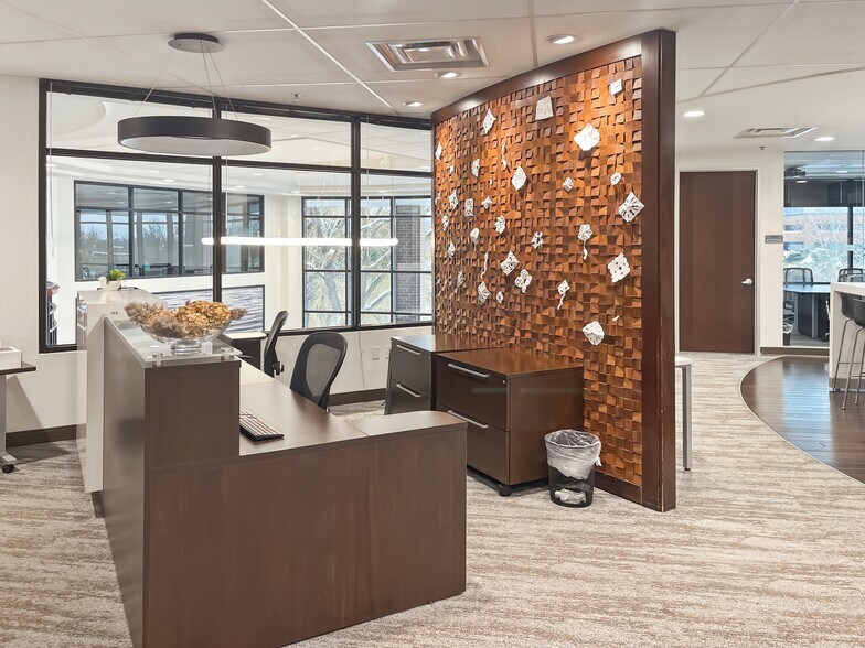 More Photos Of 11414 W Park Pl, Milwaukee Coworking Space