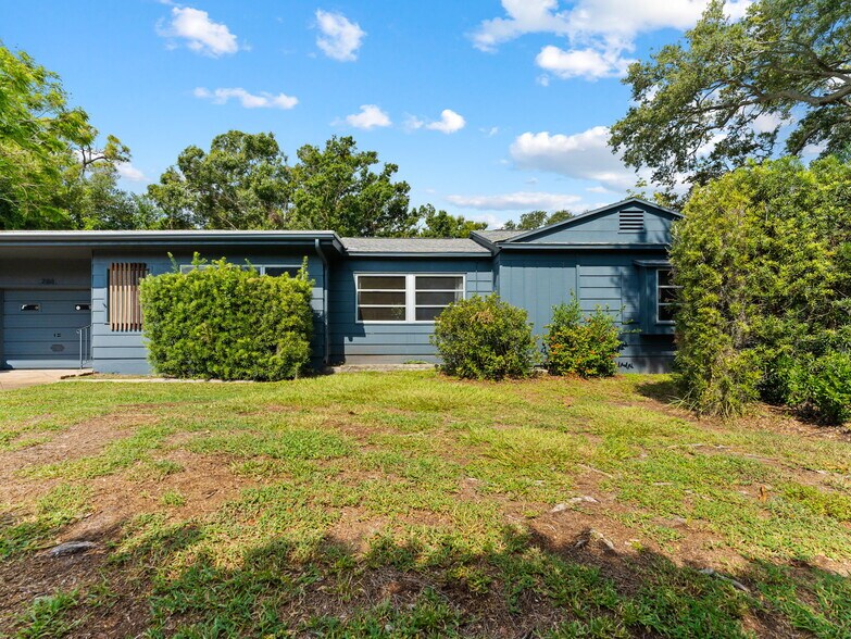 More Photos Of 200 66th St N, Saint Petersburg Office For Sale