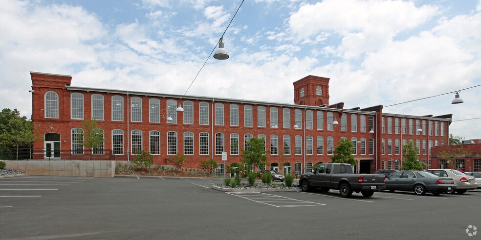 More Photos Of 807 E Main St, Durham Unknown For Lease